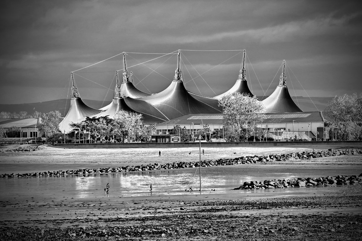 Abstract Butlins-web.jpg