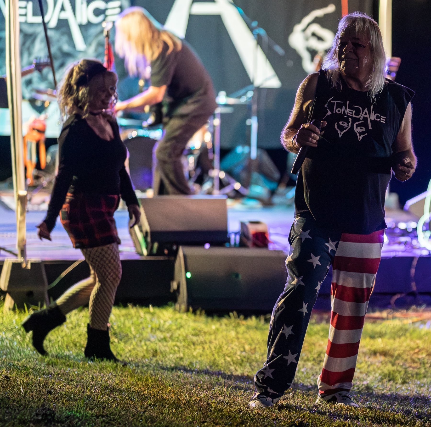 stoned alice       -2.jpg