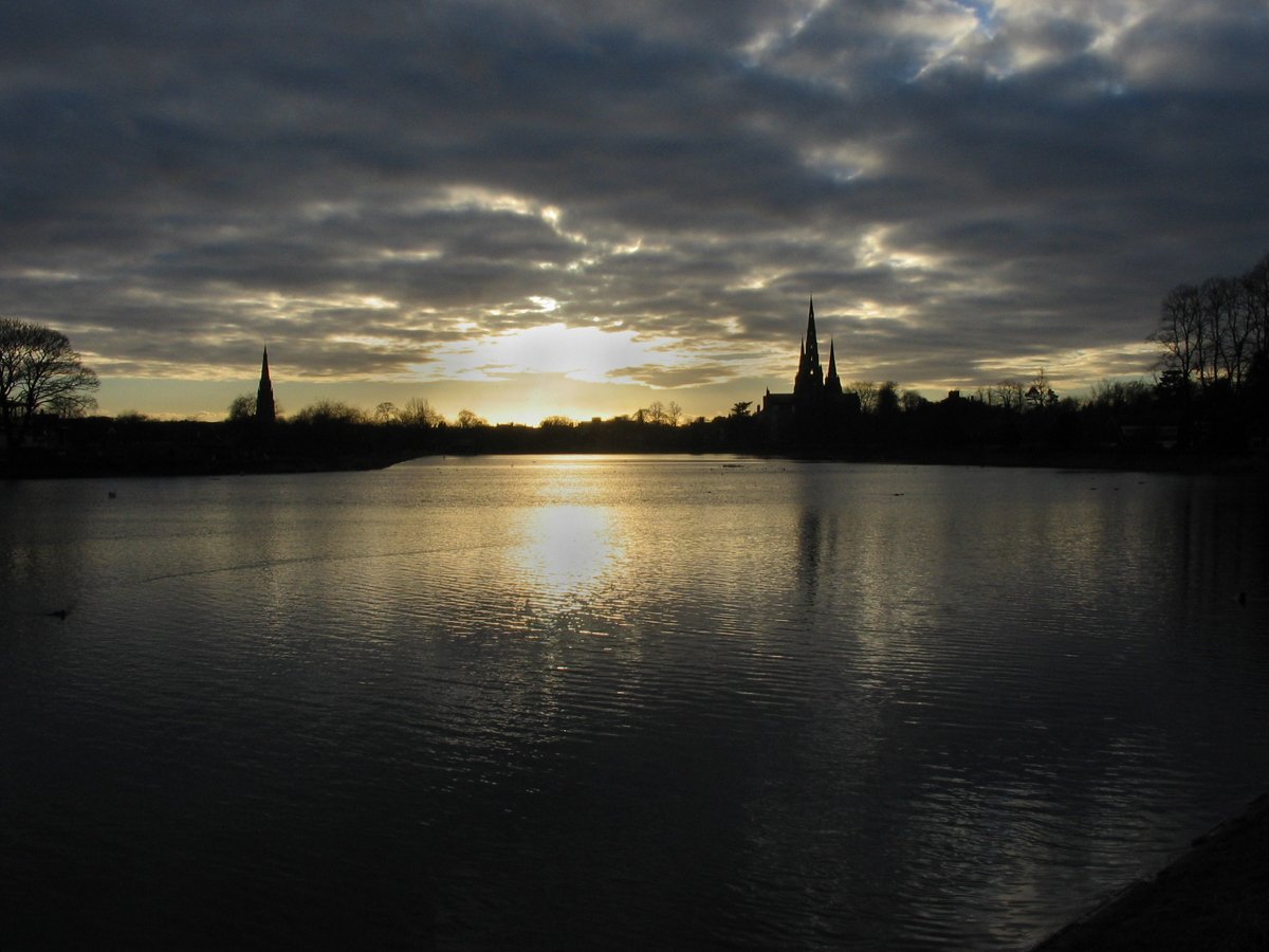 Lake sunset-web.jpg